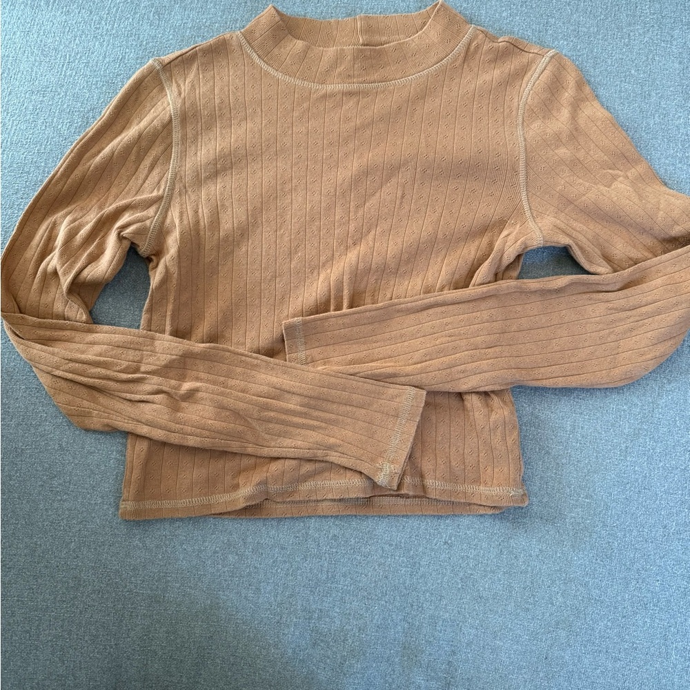 Women's Ribbed Mockneck Top
